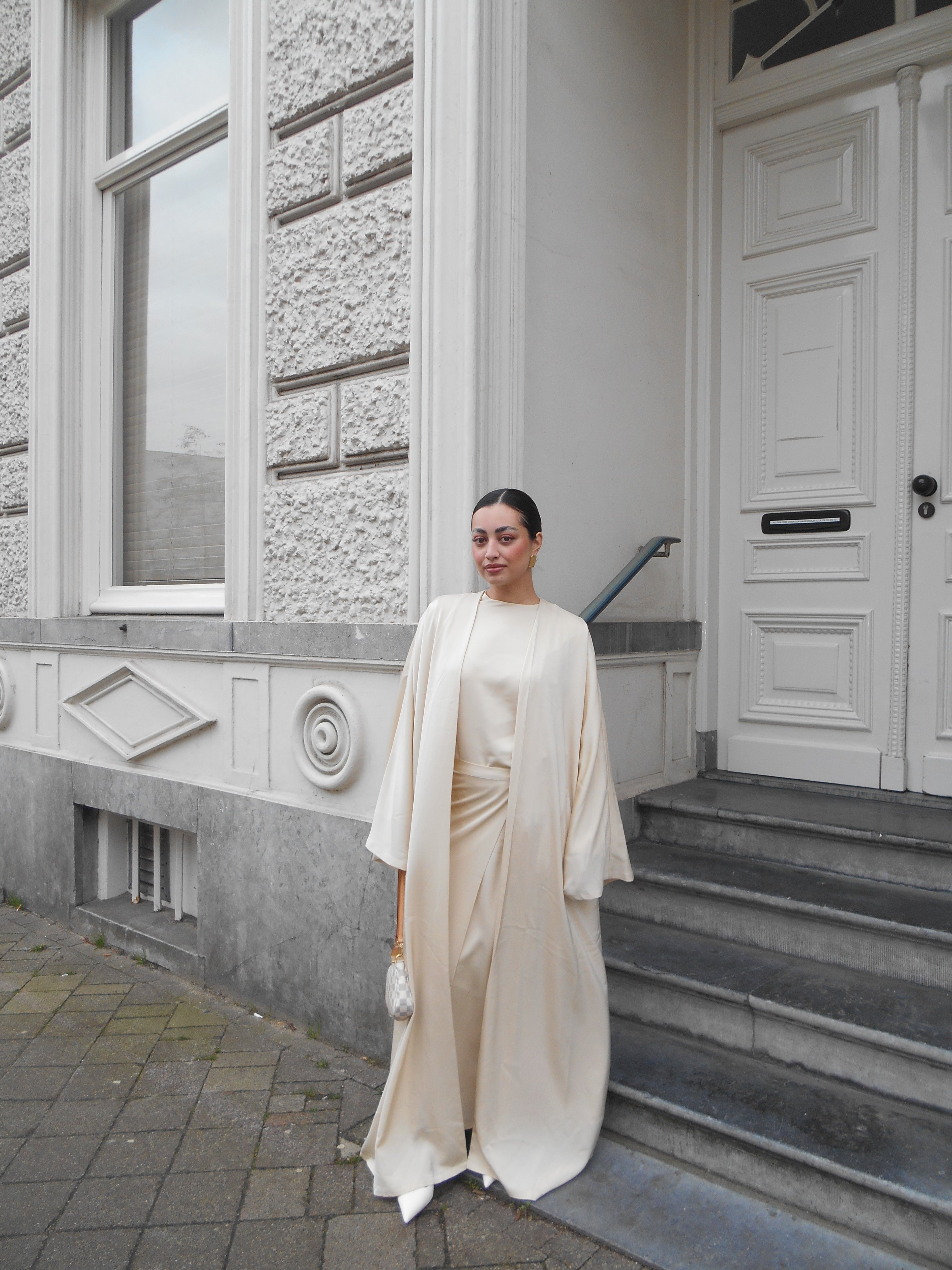 Elegant und zeitlos: Unser Abaya Look für Frühling & Sommer