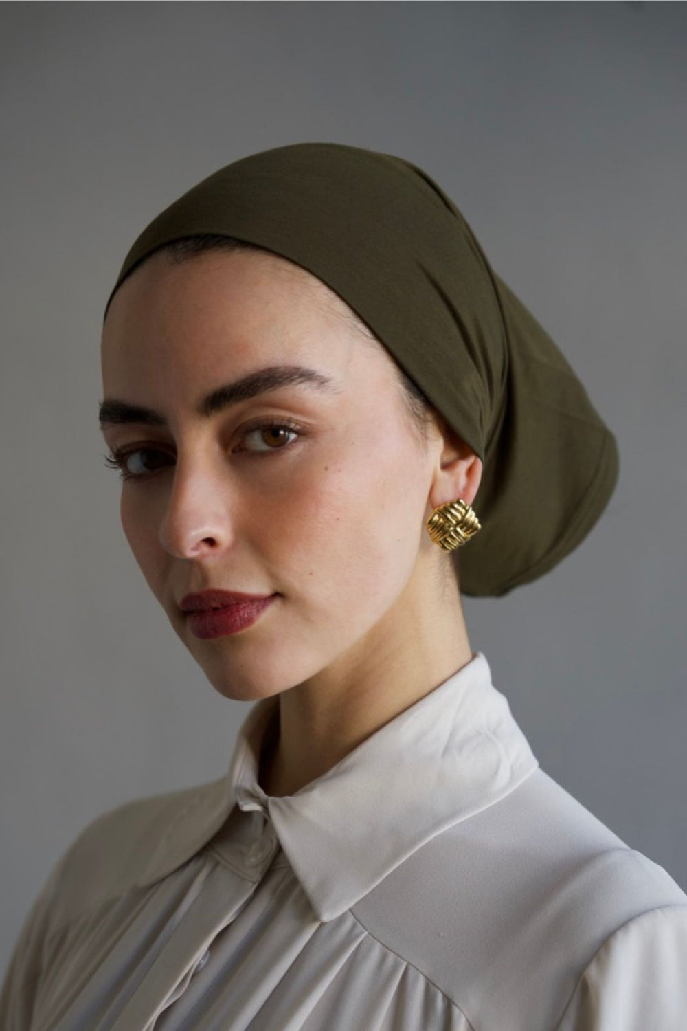 Premium Chiffon Hijab with Bone "dark olive"