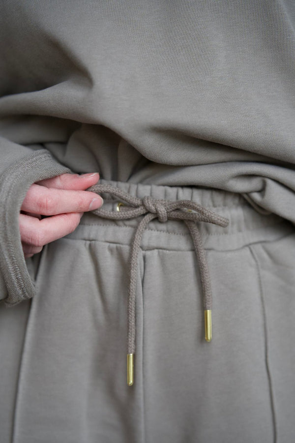 LIA Cozy Pants - Taupe
