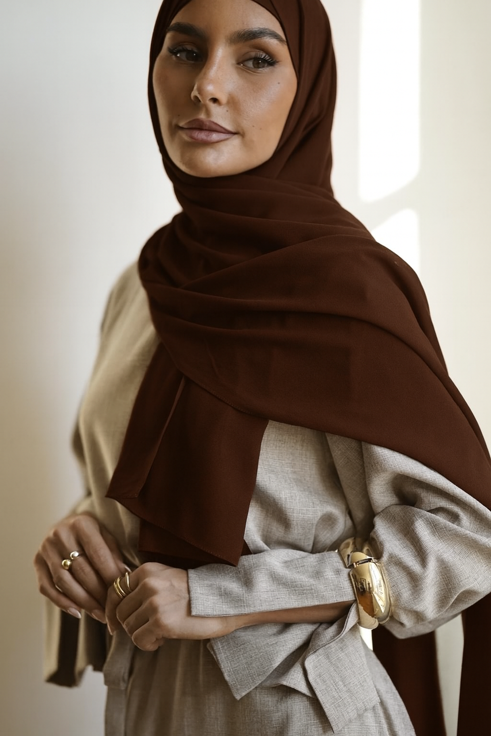 Premium Chiffon Hijab with Bone „Dark Brown“