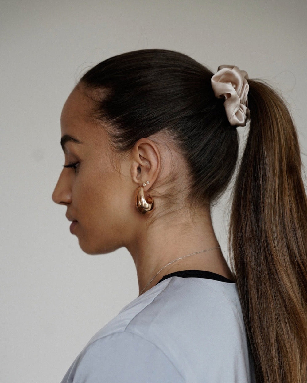 LIA Seidenhaargummi Beige