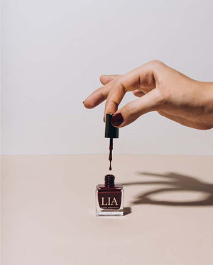 LIA Halal Nagellack "Blueberry"